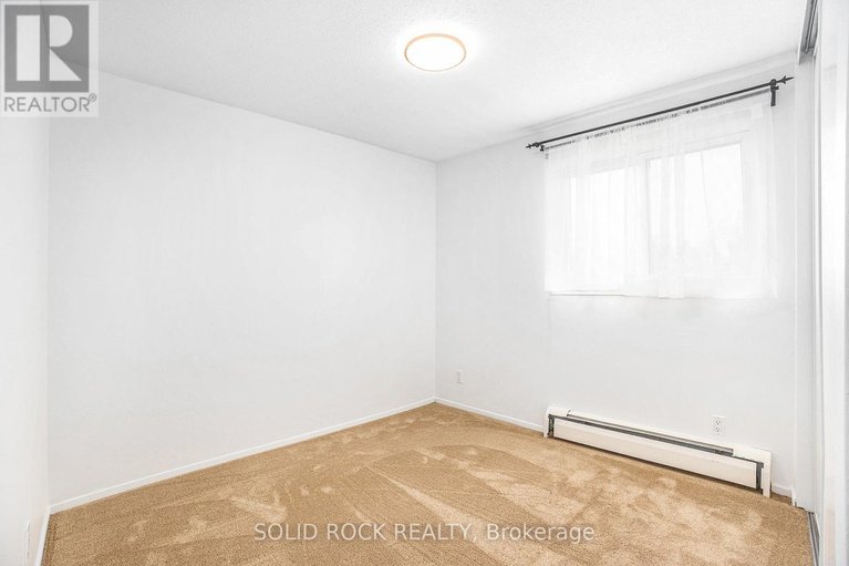 28278535/14-47-sumac-street/beacon-hill-south/ottawa/ontario/K1J7T7_13