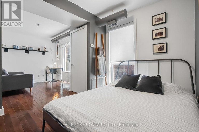 29635682/102-360-cumberland-street/lower-townbyward-market/ottawa/ontario/K1N0B1_18