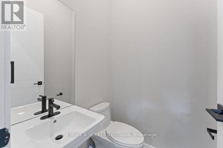 29426173/261-dovercourt-avenue/westborohampton-park/ottawa/ontario/K1Z5P5_38