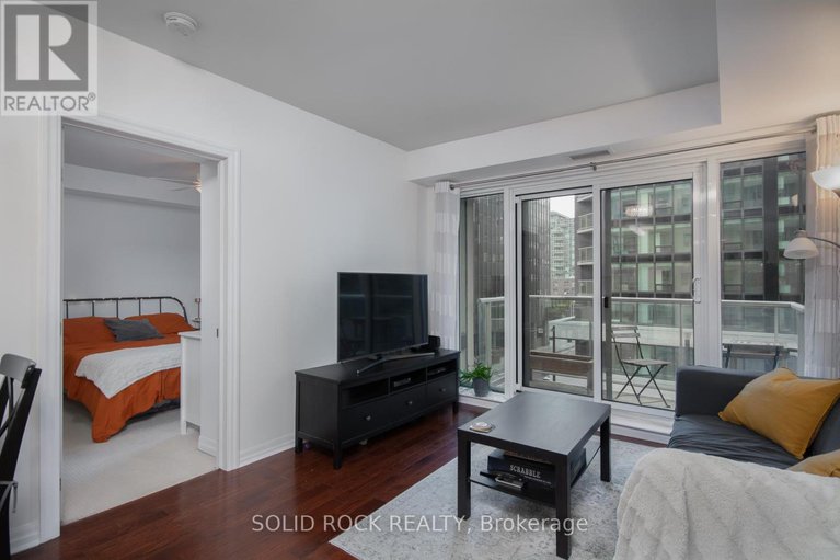 28341947/502-242-rideau-street/sandy-hill/ottawa/ontario/K1N0B7_10