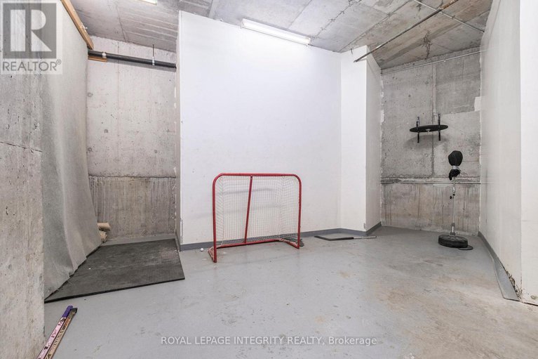 29107504/210-1025-grenon-avenue/fairfield-heights/ottawa/ontario/K2B8S5_25