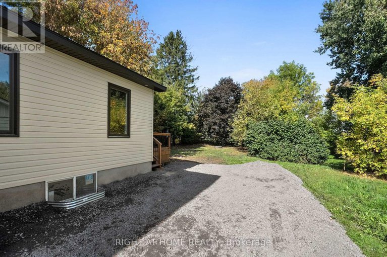 28925097/94-main-street/north-dundas-winchester-twp/north-dundas/ontario/K0A2R0_28