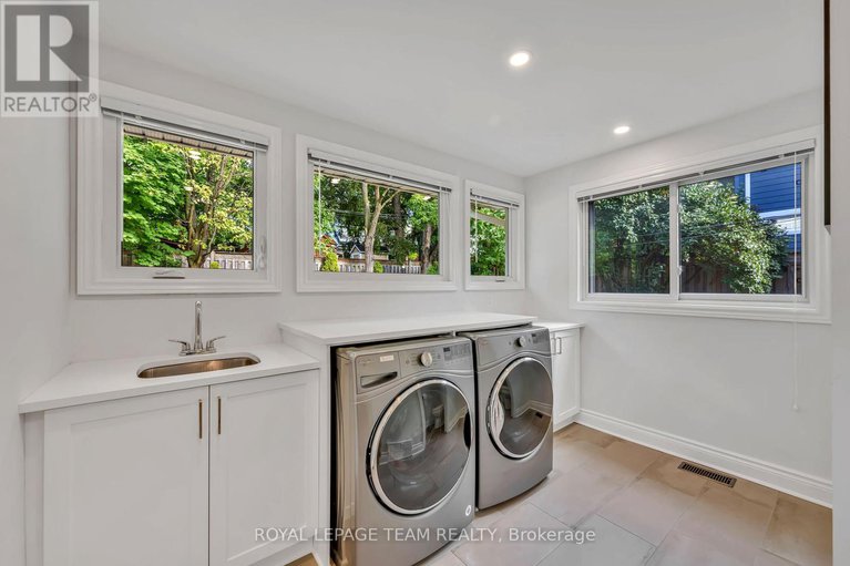 28806110/2233-beaver-avenue/alta-vista/ottawa/ontario/K1H7W3_15