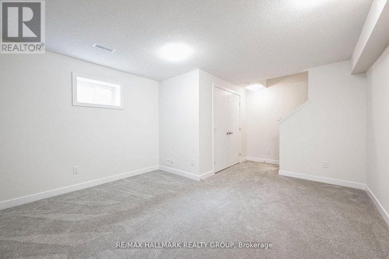 28996957/6357-perth-street/btwn-franktown-rd-fallowfield-rd/ottawa/ontario/K0A2Z0_34