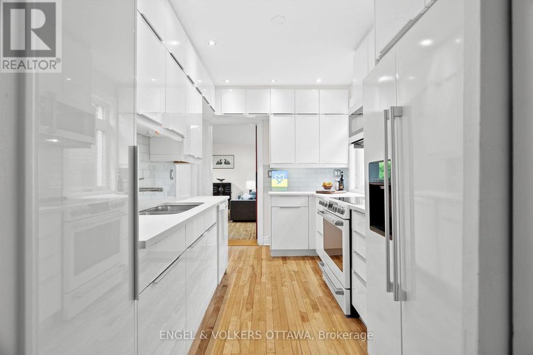 28758785/47-fentiman-avenue/old-ottawa-southrideau-gardens/ottawa/ontario/K1S0T5_20