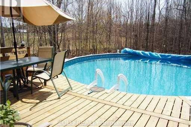 29407325/1183-ebbs-bay-road/drummond-n-elmsley-drummond-twp/drummondnorth-elmsley/ontario/K7C3P1_41