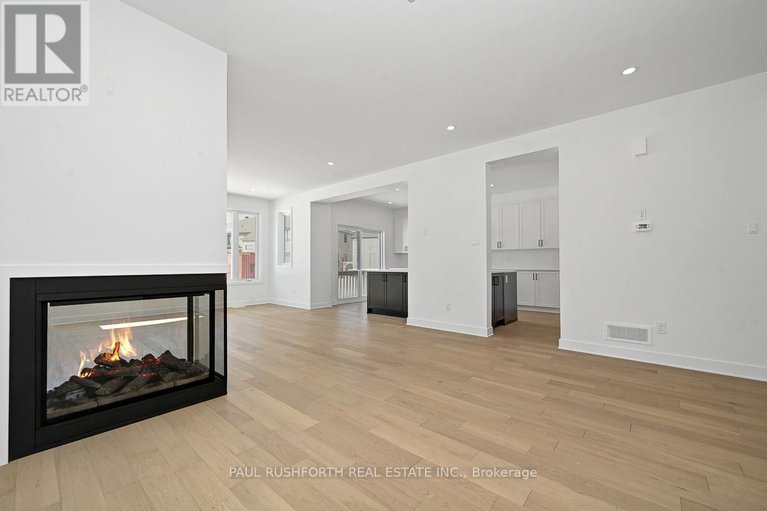 29446344/623-miikana-road/blossom-parkkemp-parkfindlay-creek/ottawa/ontario/K1X0G5_19