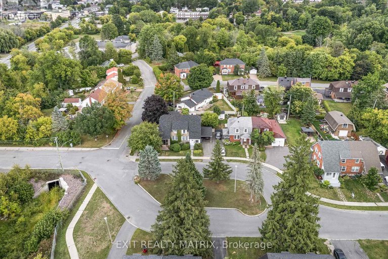 28821013/469-smerdon-street/hawkesbury/hawkesbury/ontario/K6A2M9_34
