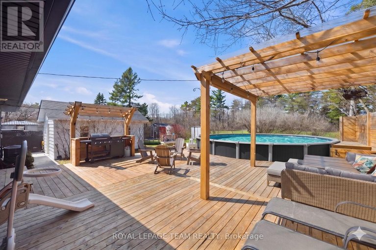 29651251/185-lacroix-avenue/bilberry-creekqueenswood-heights/ottawa/ontario/K1E1K2_30