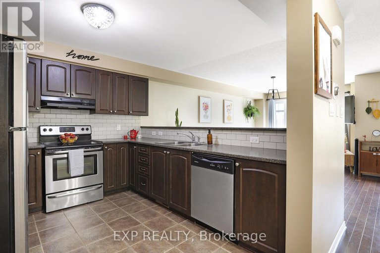 28543378/116-quito-private/merivale-industrial-parkcitiplace/ottawa/ontario/K2E0A9_9