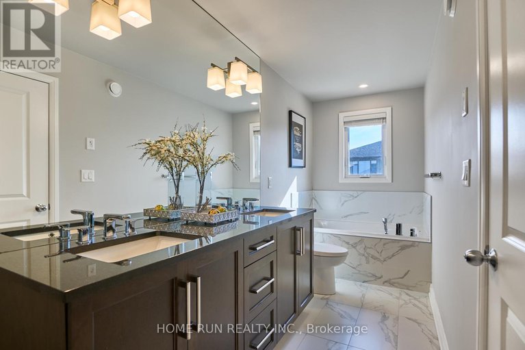 28910385/82-michael-stoqua-street/cfb-rockcliffe-and-area/ottawa/ontario/K1K5A2_27