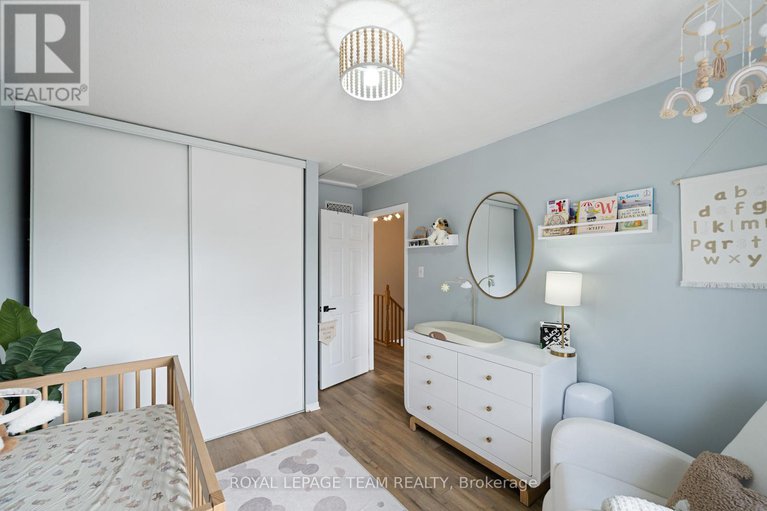 28144477/19-armadale-crescent/cedargrovefraserdale/ottawa/ontario/K2J4A4_26