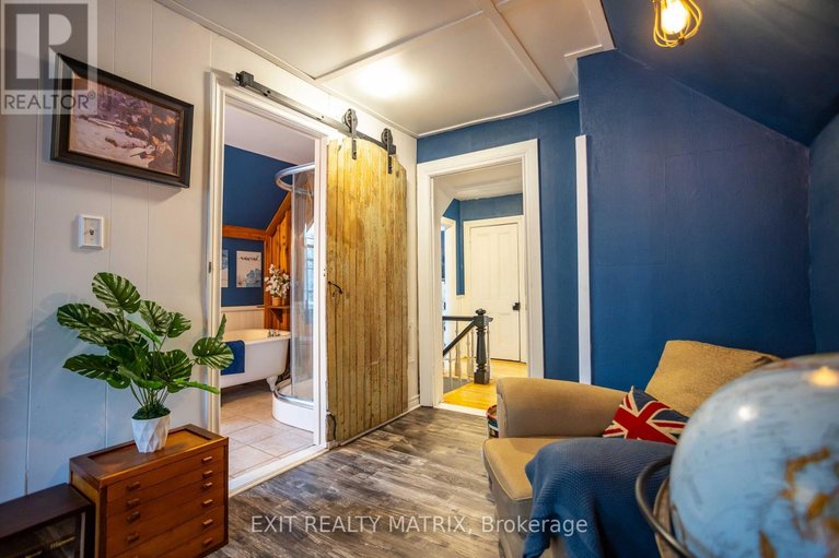 29642729/44-mill-street/village-of-russell/russell/ontario/K4R1E1_38