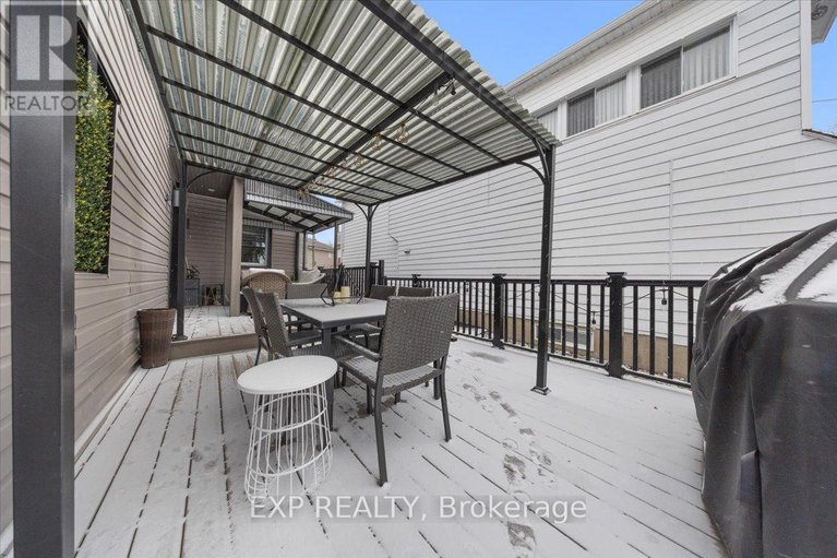 29633378/185-deschamps-avenue/vanier/ottawa/ontario/K1L5Z3_37