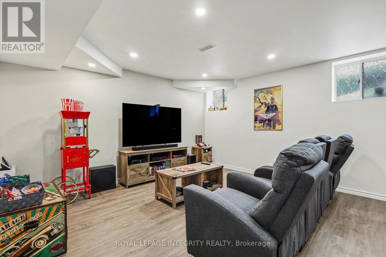 29390645/536-arum-terrace/avalon-west/ottawa/ontario/K4A1E6_26