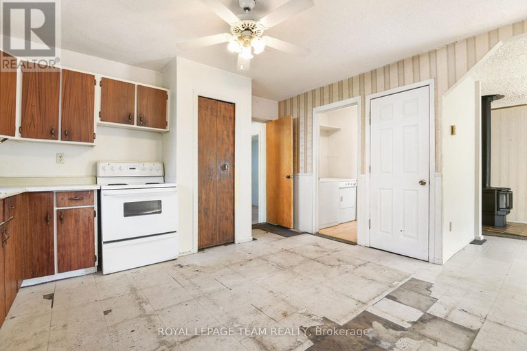 28871191/161-rivington-street/carp/ottawa/ontario/K0A1L0_10