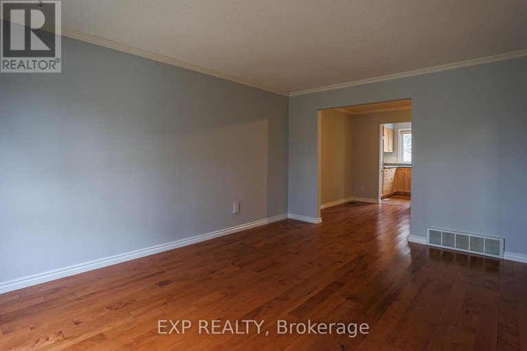 28839330/78-peary-way/katimavik/ottawa/ontario/K2L1Z8_9