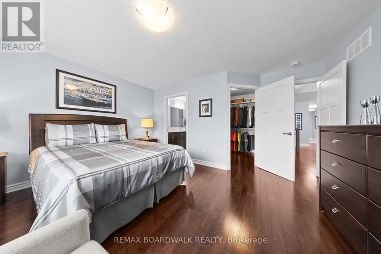 29641408/211-mckenny-street/mississippi-mills-ramsay-twp/mississippi-mills/ontario/K0A1A0_30