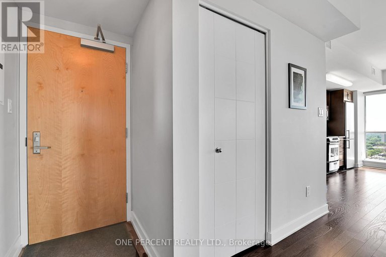 28549705/1905-40-nepean-street/ottawa-centre/ottawa/ontario/K2P0X5_6