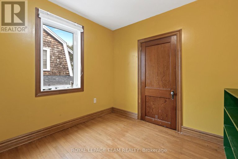 29121012/15-helena-street/ottawa-west/ottawa/ontario/K1Y3M7_22