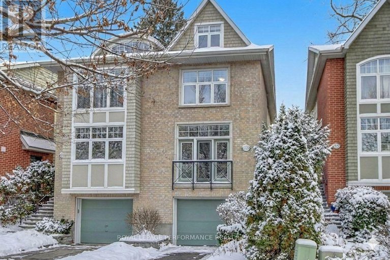 29339281/318-iona-street/westborohampton-park/ottawa/ontario/K1Z7B9_1