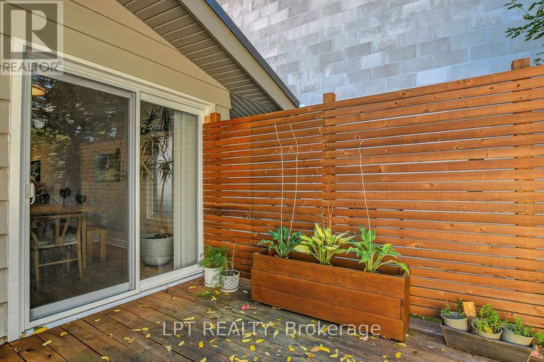 28941530/353-mountbatten-avenue/alta-vistafaircrest-heights/ottawa/ontario/K1H5W2_42