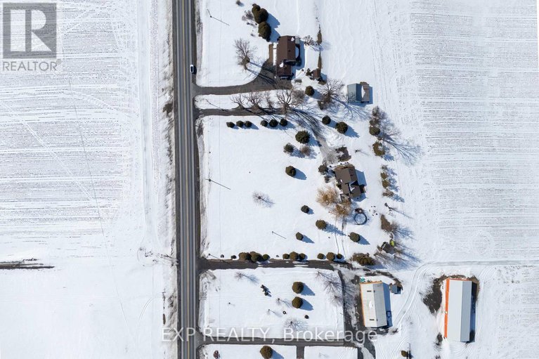 29447328/20267-county-road-18-road/south-glengarry-charlottenburgh-twp/south-glengarry/ontario/K0C2J0_64