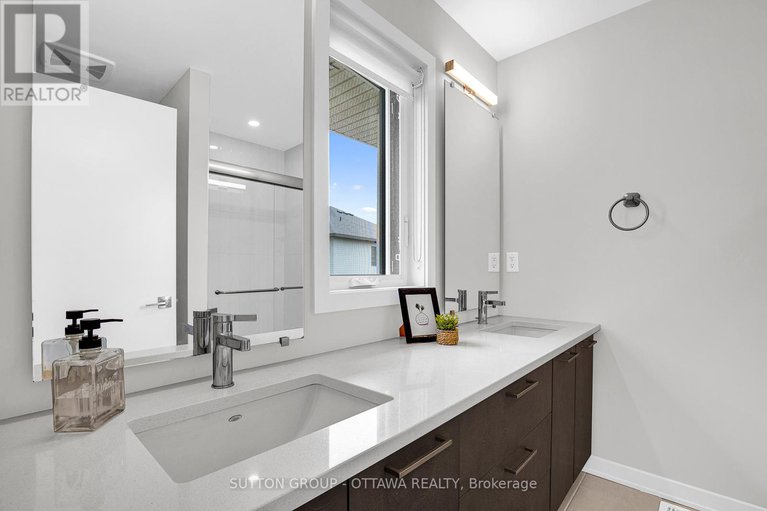 28497838/737-acai-way/riverside-southgloucester-glen/ottawa/ontario/K1X0K1_21