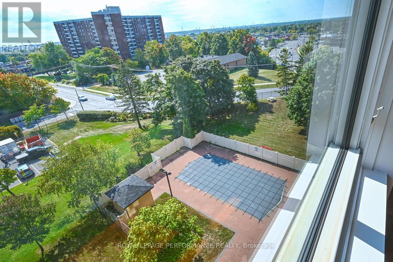 28889215/607-1356-meadowlands-drive-e/borden-farmstewart-farmcarleton-heightsparkwood-hills/ottawa/ontario/K2E6K6_32