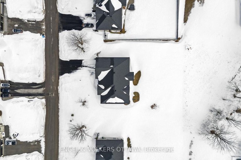 28026033/425-ginger-crescent/metcalfe/ottawa/ontario/K0A2P0_45