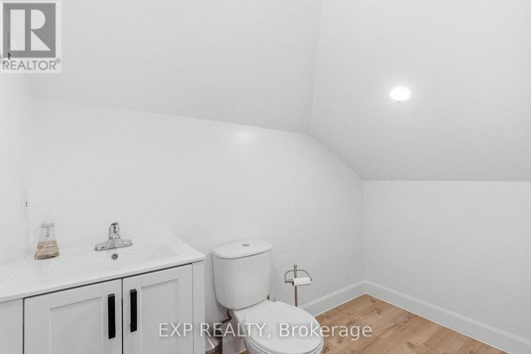 29381359/850-chapman-street/town-of-rockland/clarence-rockland/ontario/K4K1E6_19