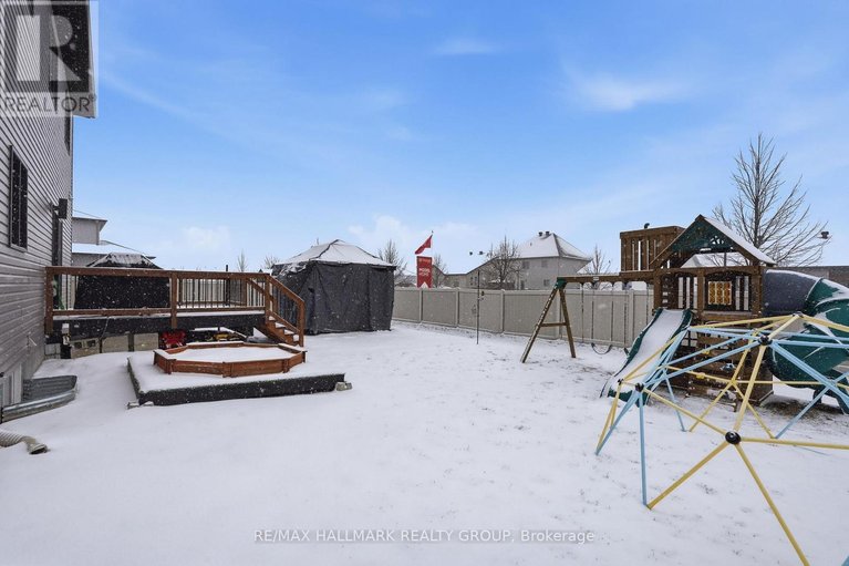 29499716/1212-avignon-street/embrun/russell/ontario/K0A1W0_42