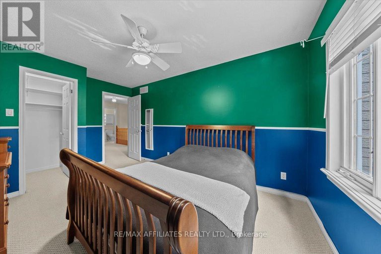 28777669/1639-trenholm-lane/fallingbrookpineridge/ottawa/ontario/K4A4B4_24