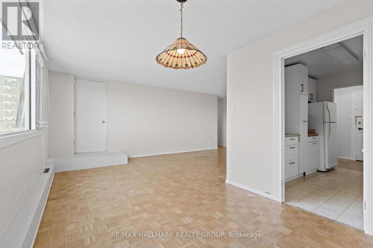 28998609/806-265-poulin-avenue/britannia/ottawa/ontario/K2B7Y8_12