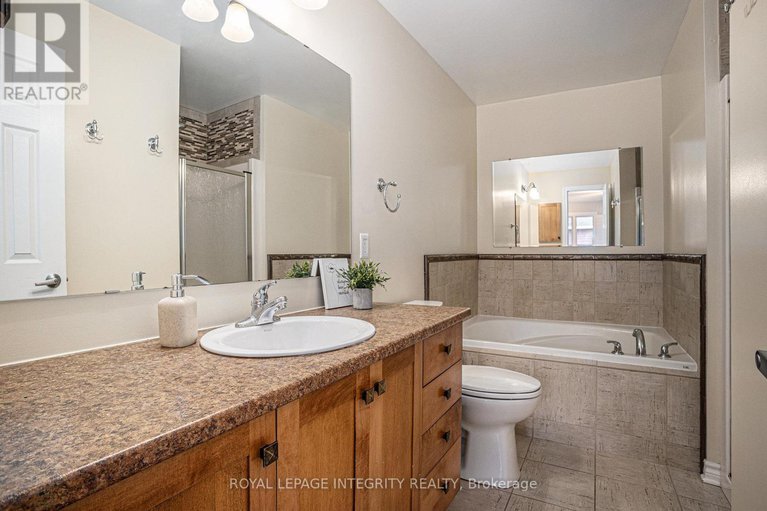 28579290/85-evelyn-powers-private/stittsville-south/ottawa/ontario/K2S0E1_22