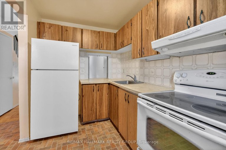 29422004/d-116-valley-stream-drive/leslie-park/ottawa/ontario/K2H9E1_19