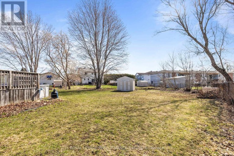 29638186/54-lapointe-boulevard/embrun/russell/ontario/K0A1W0_37