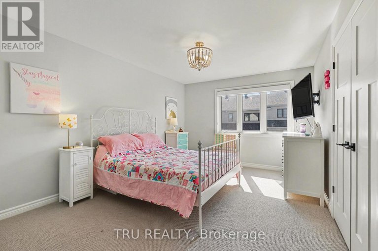 29577816/757-parade-drive/stittsville-south/ottawa/ontario/K2S0Z6_23