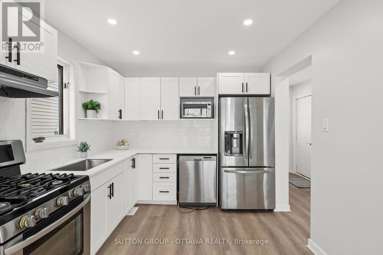 29190222/286-mceachern-crescent/bilberry-creekqueenswood-heights/ottawa/ontario/K1E3K3_9