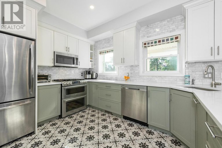 28886608/104-byron-avenue/ottawa-west/ottawa/ontario/K1Y3J2_12