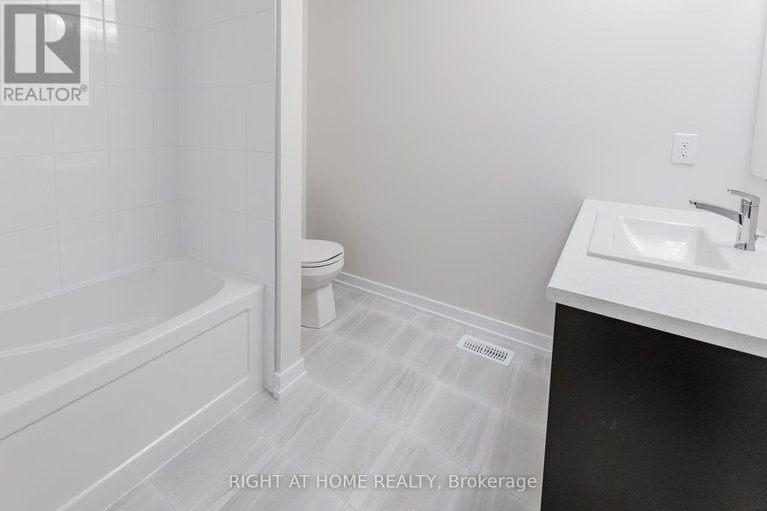 28674479/2046-postilion-street/richmond/ottawa/ontario/K0A2Z0_30
