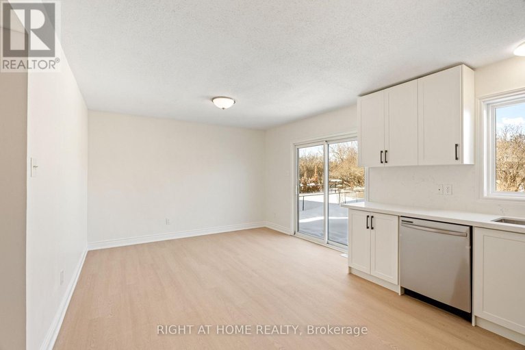 29378153/254-maude-street/almonte/mississippi-mills/ontario/K0A1A0_13