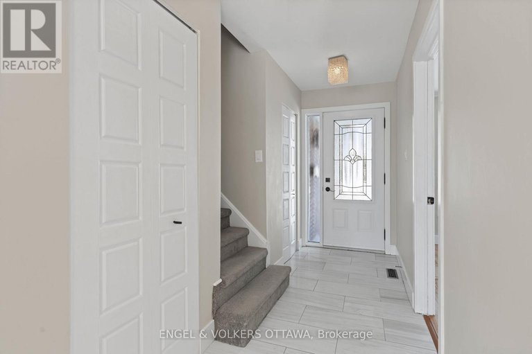 29436861/6346-beausejour-drive/chateauneuf/ottawa/ontario/K1C3J8_3