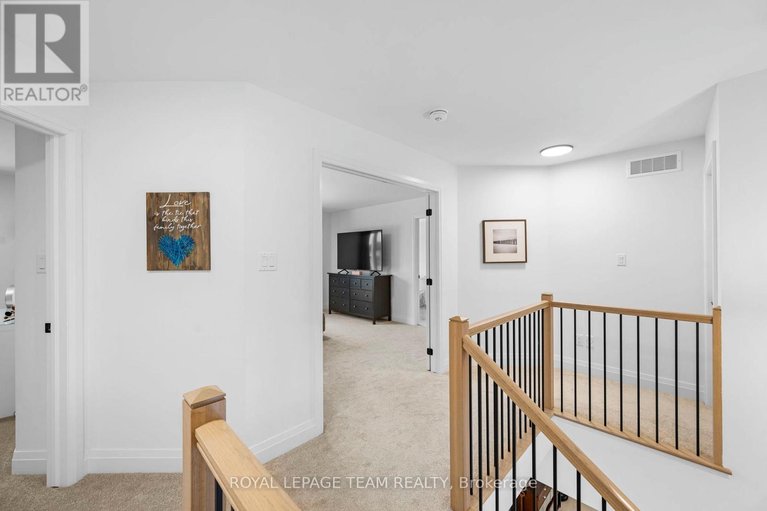 29484590/437-fleet-canuck-private/huntley-ward-south-east/ottawa/ontario/K0A1L0_20