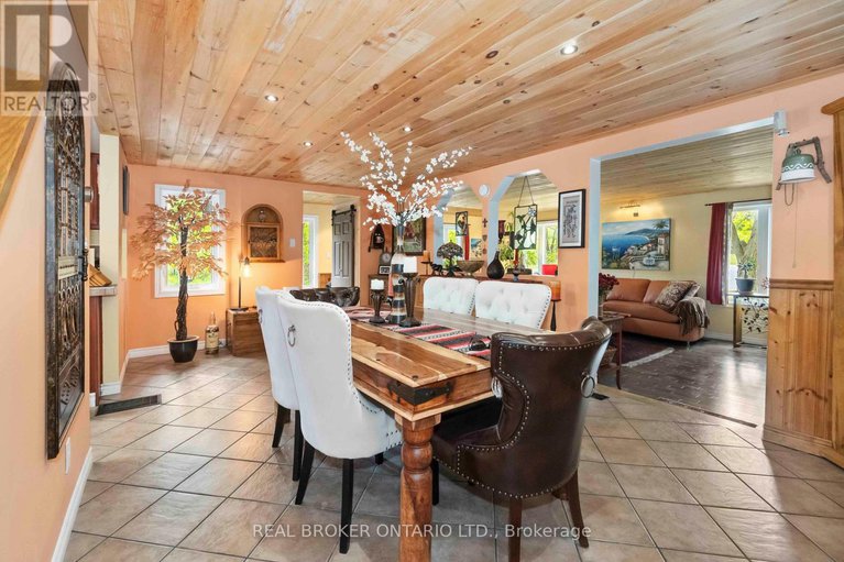 28470618/190-woods-road/constance-bay/ottawa/ontario/K0A3M0_22
