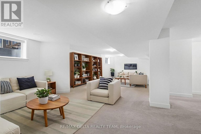 29613825/39-angel-heights/stittsville-south/ottawa/ontario/K2S2N2_33