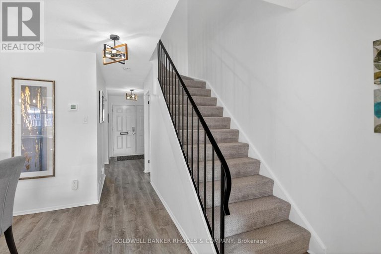 29438114/521-orkney-private/carleton-square/ottawa/ontario/K2C3M7_16