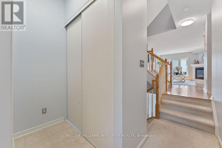 28485632/164-sorento-street/strandherd/ottawa/ontario/K2J0B4_4