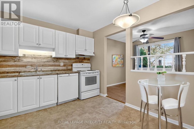 28928085/a-214-equestrian-drive/bridlewood/ottawa/ontario/K2M1E2_8