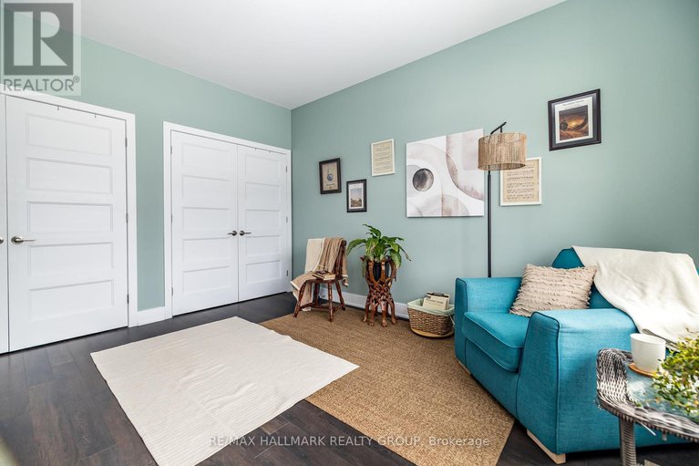 28347410/87-cobblestone-drive/village-of-russell/russell/ontario/K4R0B2_8